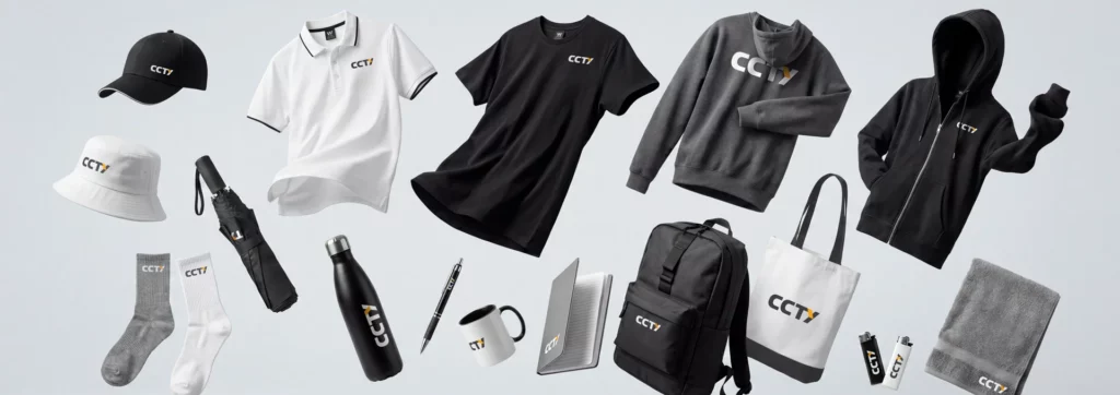 Projekte 15 Überblick über verschiedene Textilprodukte und Accessoires wie: Hoodie, Polo-Shirt, T-Shirt, Rucksack, Thermosflasche, Kugelschreiber, Notizbuch, Kappe und vieles mehr. Alles mit dem Logo CCTY.