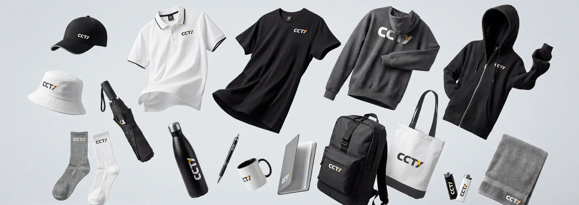 Überblick über verschiedene Textilprodukte und Accessoires wie: Hoodie, Polo-Shirt, T-Shirt, Rucksack, Thermosflasche, Kugelschreiber, Notizbuch, Kappe und vieles mehr. Alles mit dem Logo CCTY.
