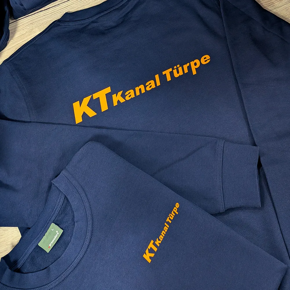 Bedruckte Sweatshirts von Lamasuli Schweinfurt für die Firma Kanal Türpe